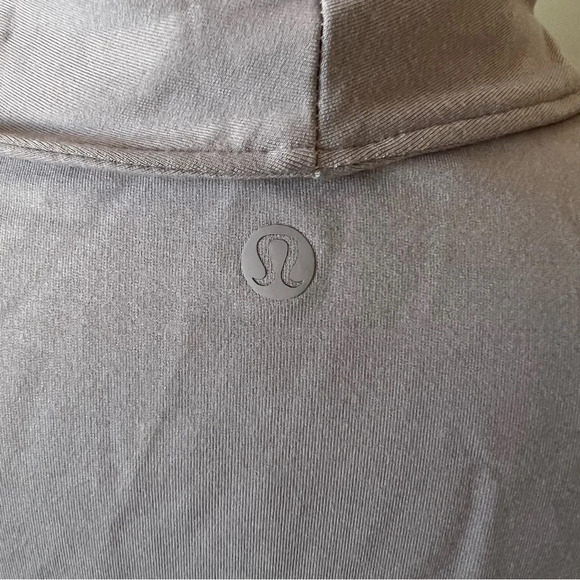 Lululemon Back In Action Wrap Smoky Blush 17671 - Picture 8 of 10
